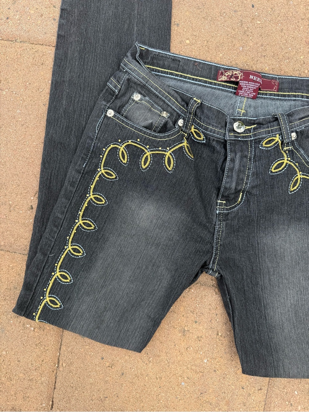 Vintage Embroidered Skinny Jeans in Dark Black - Picture 2 of 9